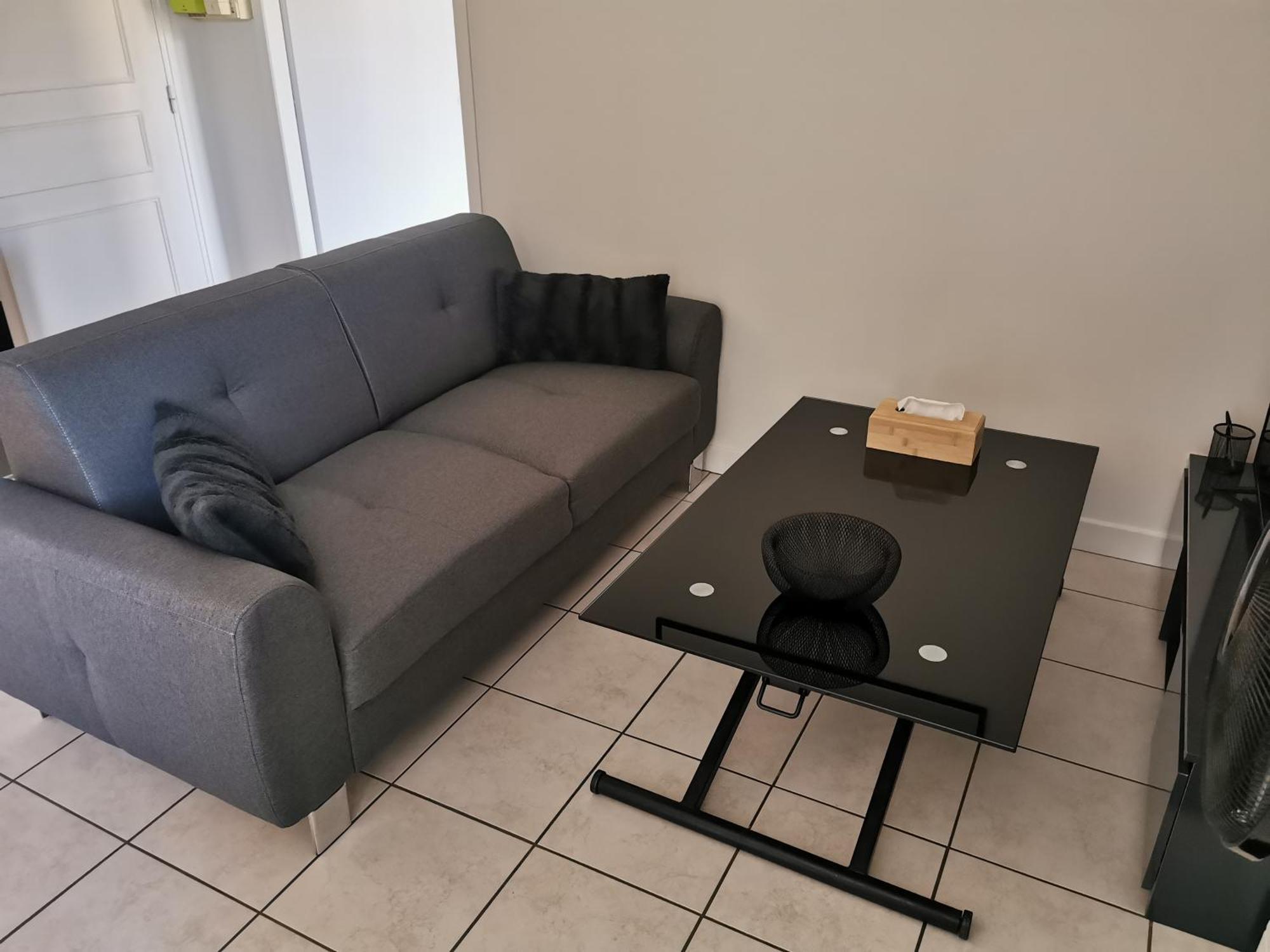 Charmant Appartement A 1 Minute Du Lac Анси Екстериор снимка